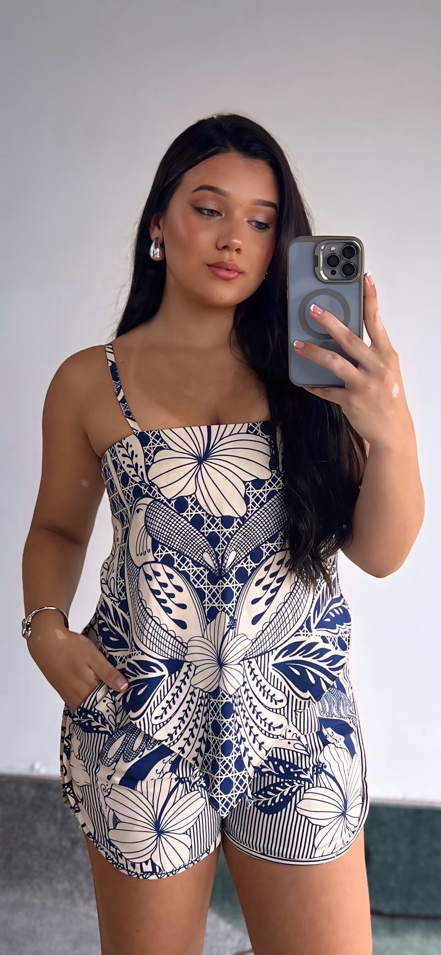 Conjunto 2 peças - short com blusa lenço azul